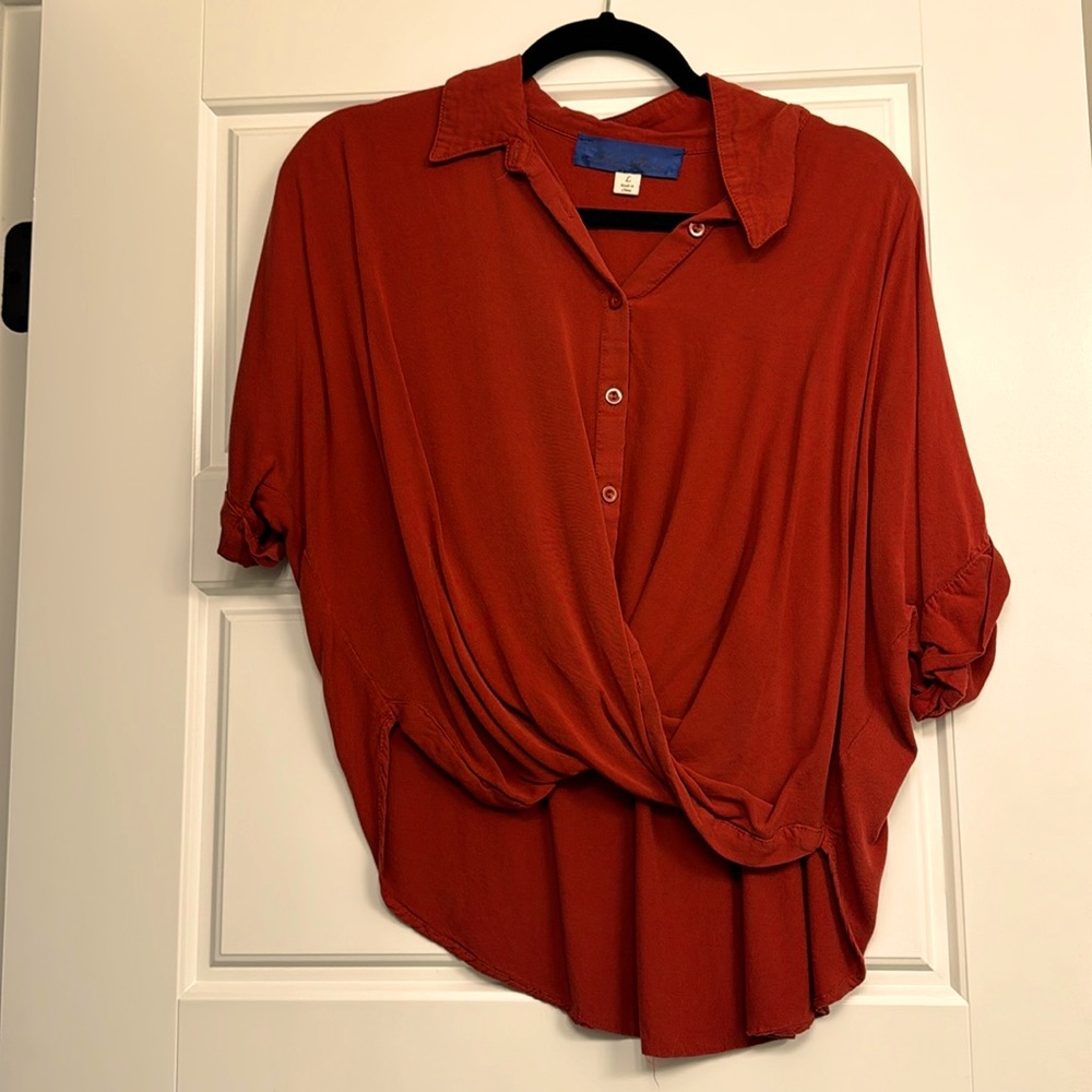 Burnt orange top size L